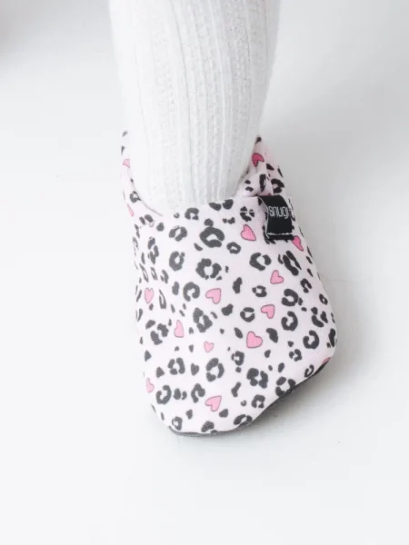 SNUGI PAPUČE LEOPARD SRCA